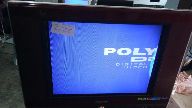 TV Polytron Slim Gambar Melebar