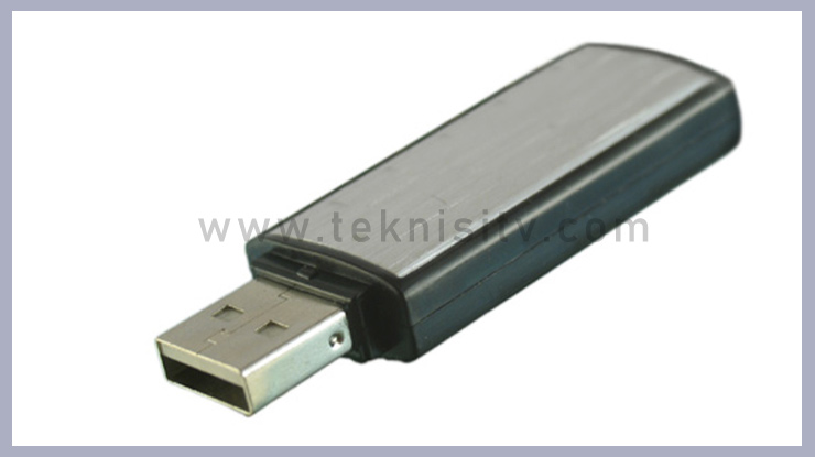 Menggunakan USB Flashdisk