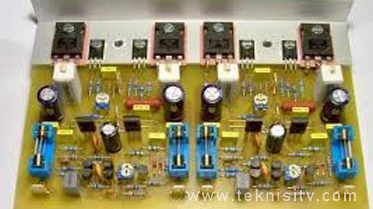 Rangkaian Pada Power Supply