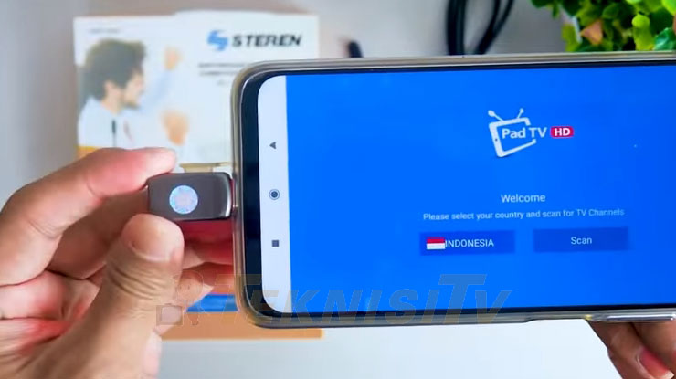 selanjutnya hubungkan ponsel dengan USB OTG