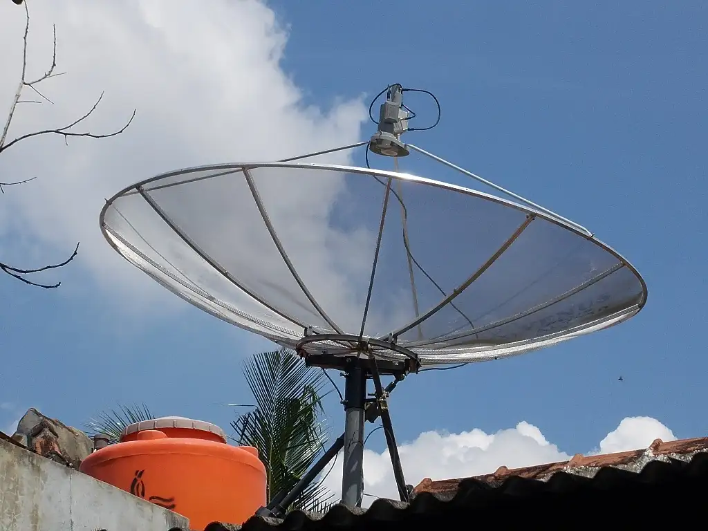 Kelebihan dan Kekurangan Antena Parabola Matrix Turbo III