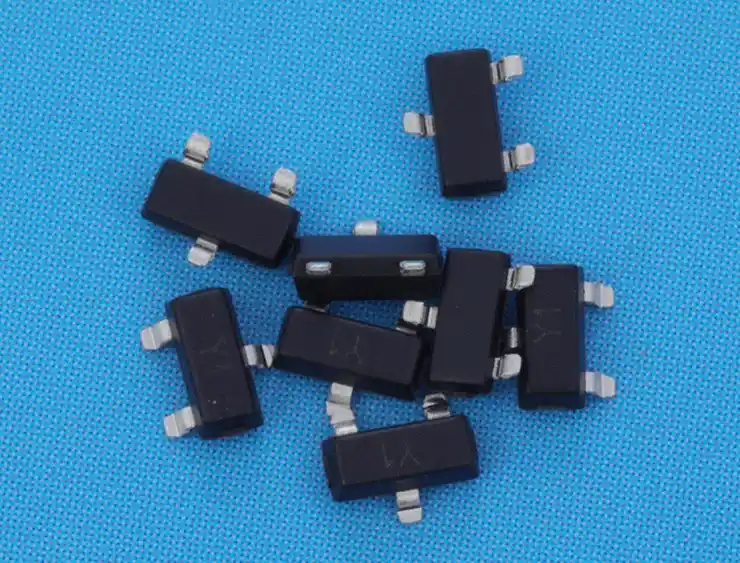 Persamaan Transistor S8050 Segi Fungsi